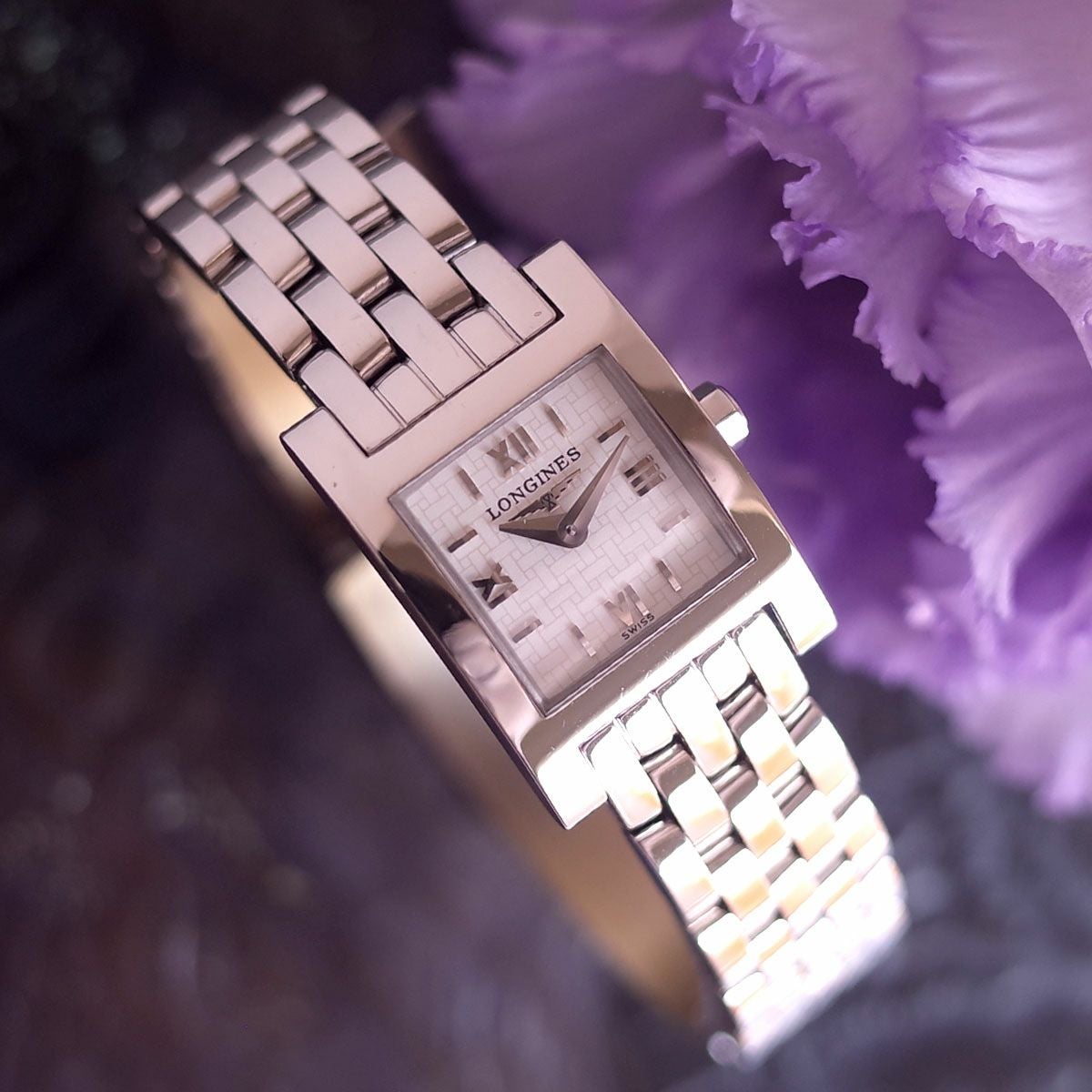 電池交換済 LONGINES ロンジン ドルチェヴィータ ダイヤベゼル L5.155.0 ダイヤモンド 30m防水 スモールセコンド 白 ホワイト SS ステンレス レディース クォーツ【6ヶ月保証】【腕時計】【中古】 楽天市場】ロンジン ドルチェヴィータ ダイヤベゼル 28PD 白文字盤 L5
