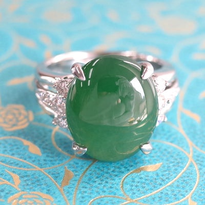 翡翠 ひすい 天然ジェダイト 8.5ct 指輪 リング PT900 ダイヤ 0.35ct 