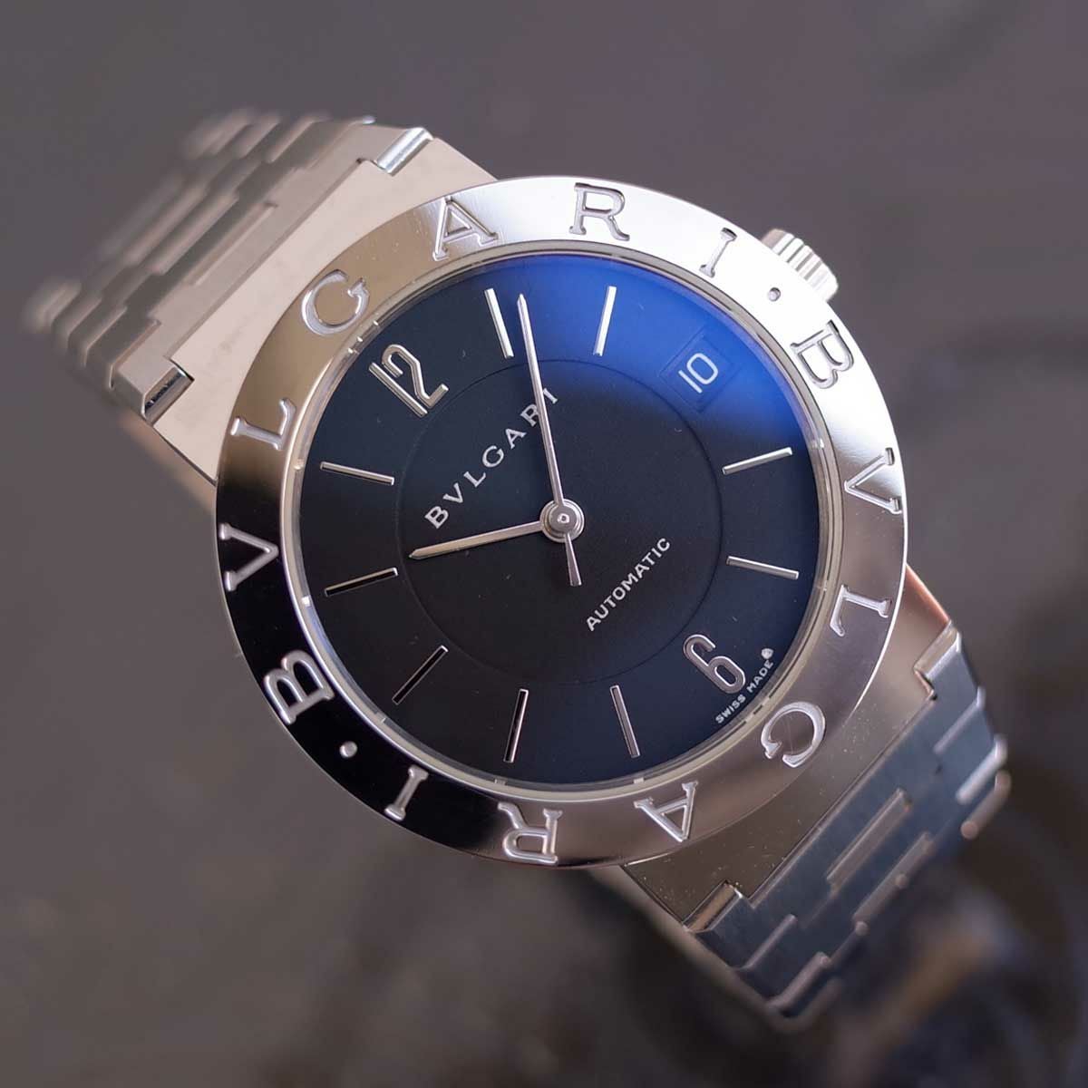 【美品】ブルガリブルガリ　メンズ　33㎜　BB33SS auto BVLGARI BB33SS AUTO ブルガリブルガリ 33mm径 デイト 黒文字盤
